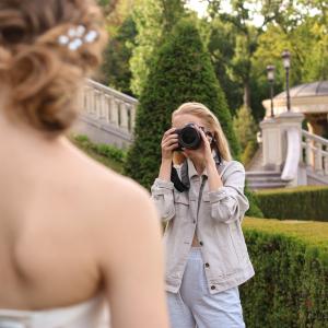 The Essential Questions to Ask Your Wedding Photographer
